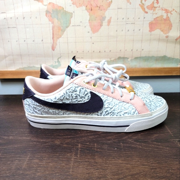 nike court legacy serena design crew